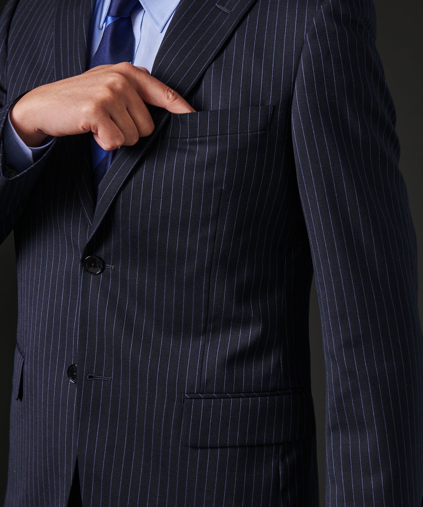 HIROKO KOSHINO TWピンストライプスーツ